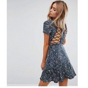 Boohoo lace back detail mini dress